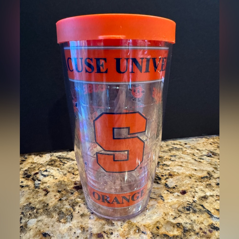 Syracuse Orange University Tumbler with top